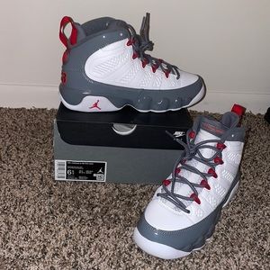 Air jordan 9 retro fire red cool greys 🔥6.5